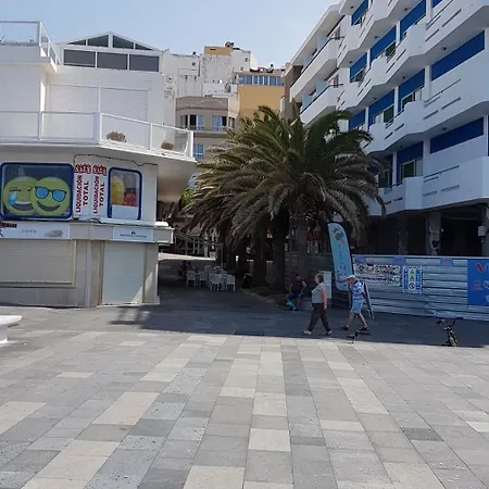 With One Bedroom In Puerto De La Cruz, With Wonderful Sea Vi