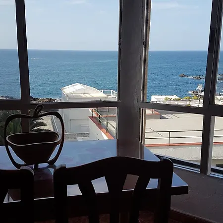 With One Bedroom In Puerto De La Cruz, With Wonderful Sea Vi *